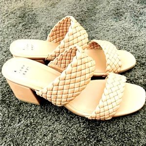 A New Day block heels